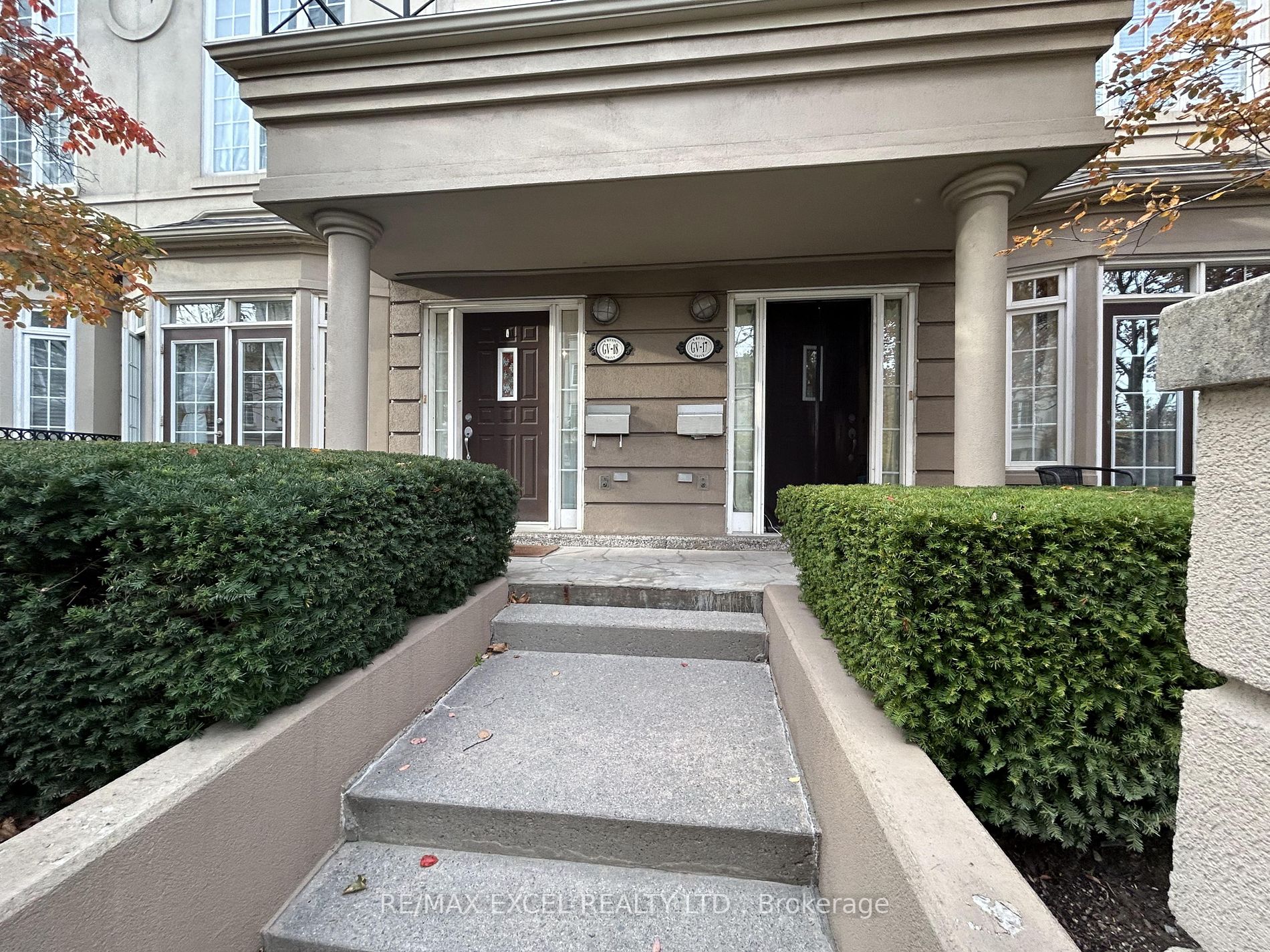 8 Rean Dr, #Gv18