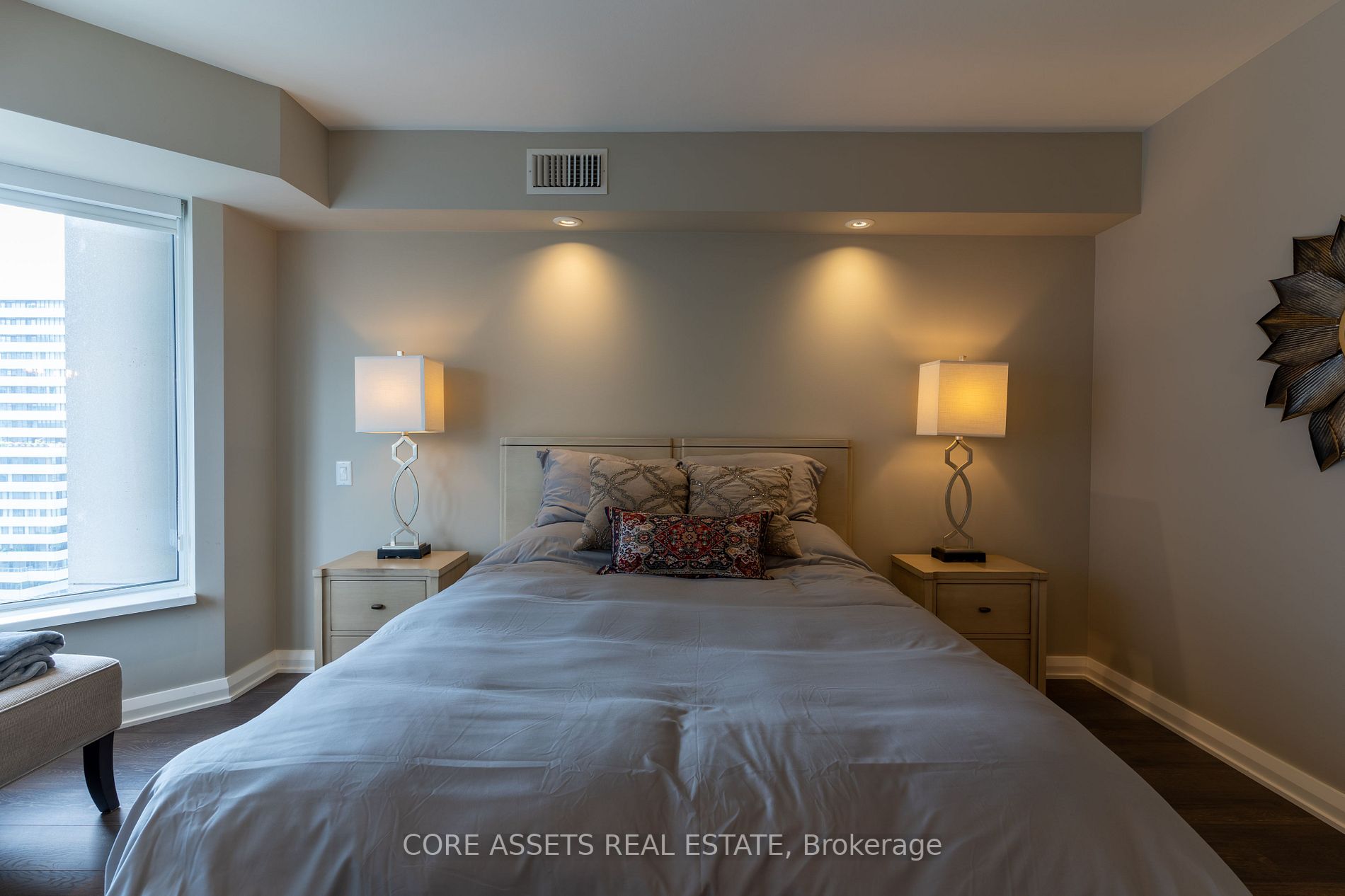 155 Yorkville Ave, #2713