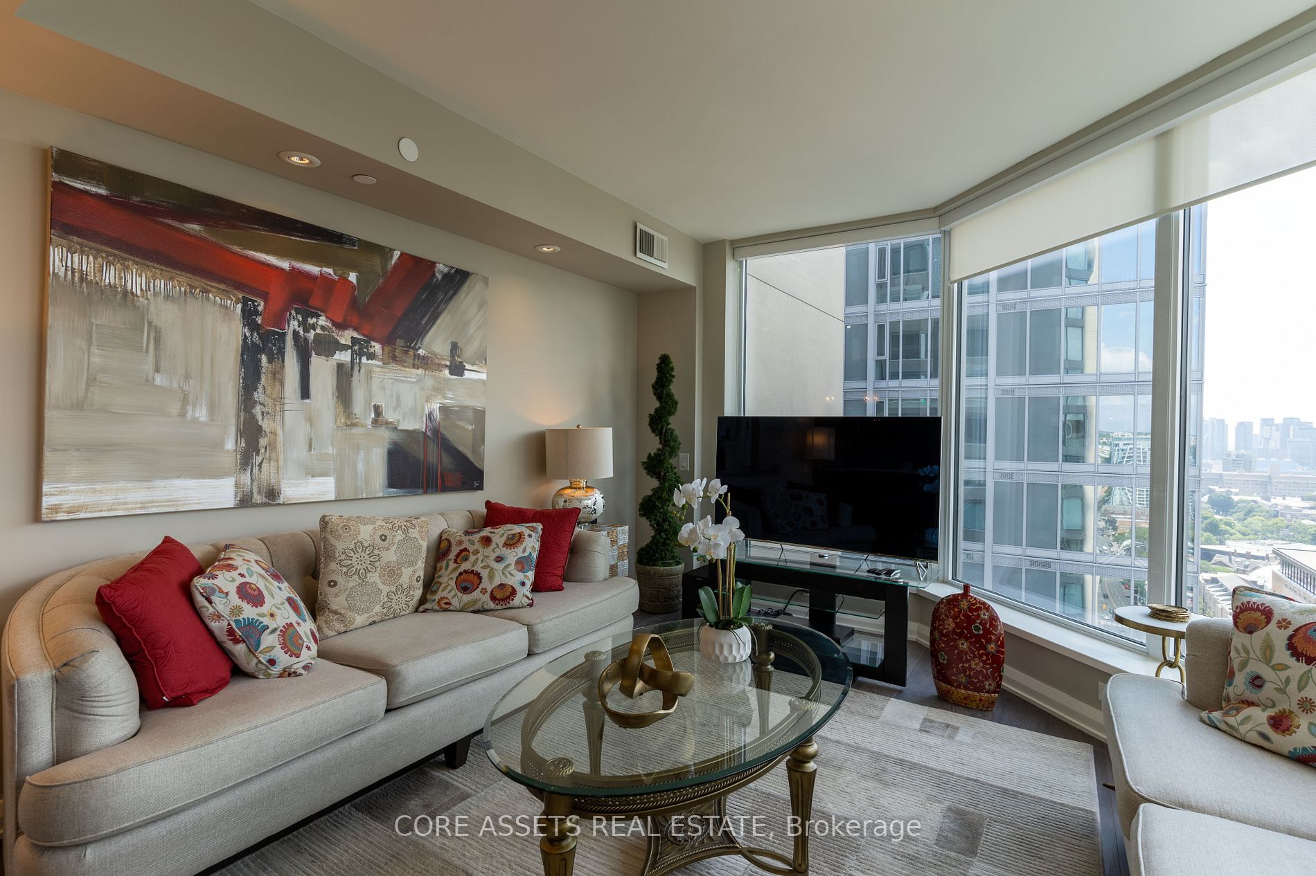 155 Yorkville Ave, #2713