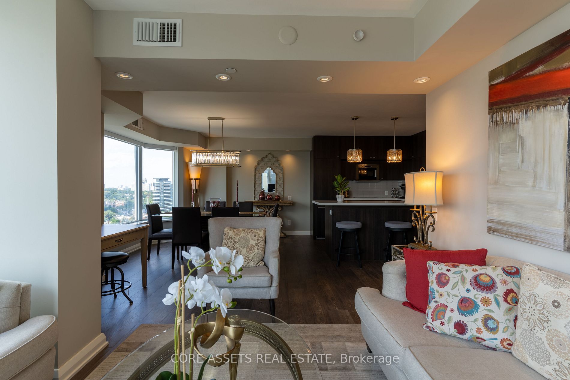 155 Yorkville Ave, #2713