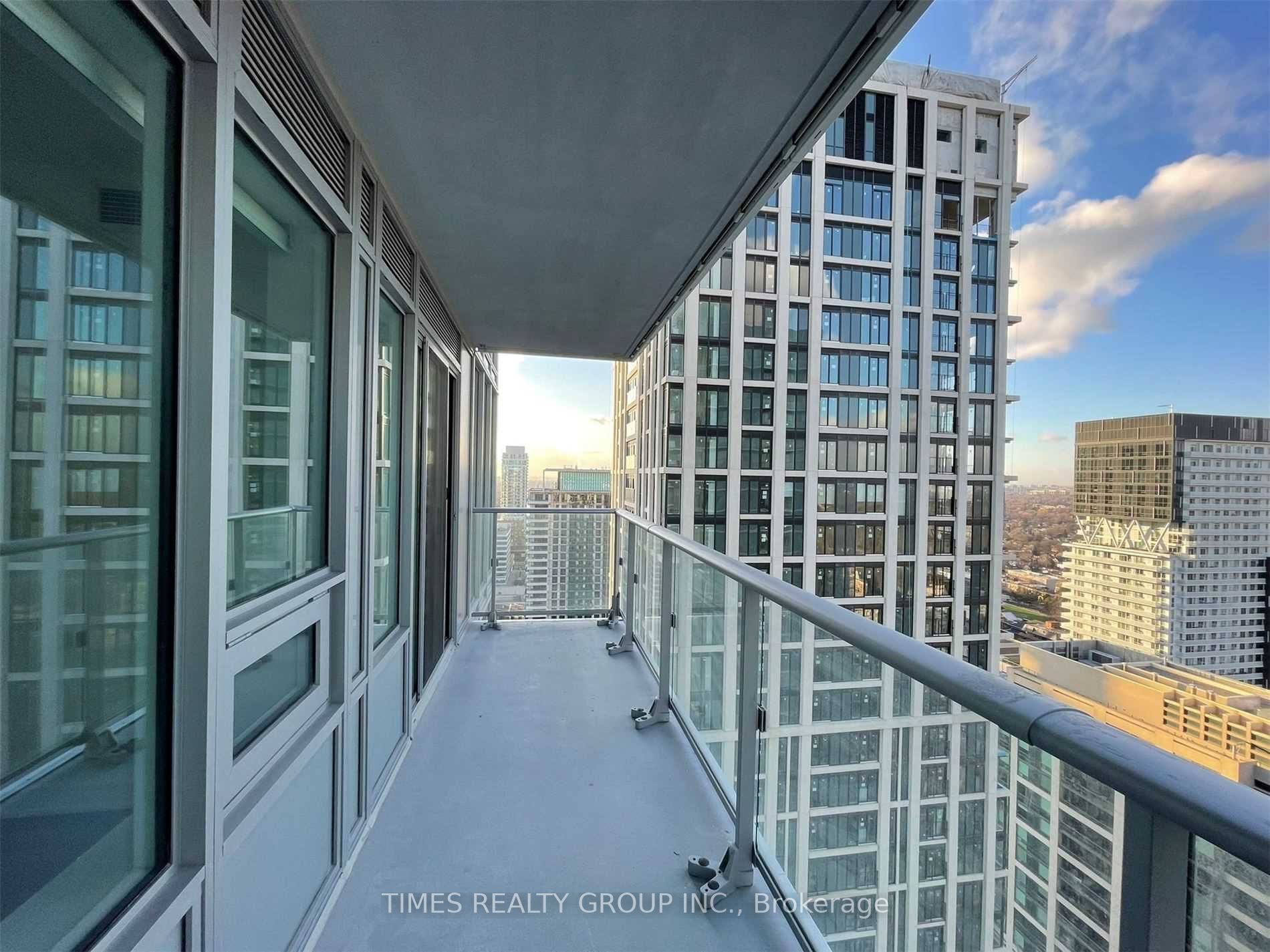 195 Redpath Ave, #3212 St