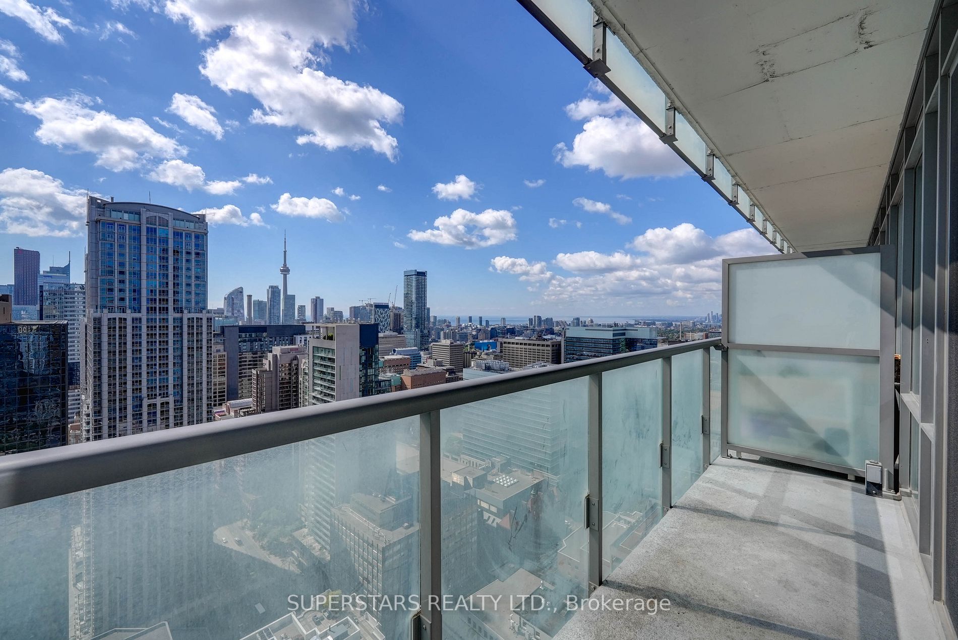 38 Grenville St, #3806