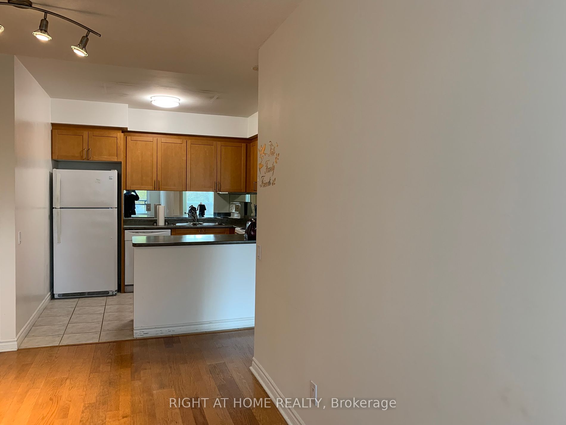 18 William Carson Crescent, #301