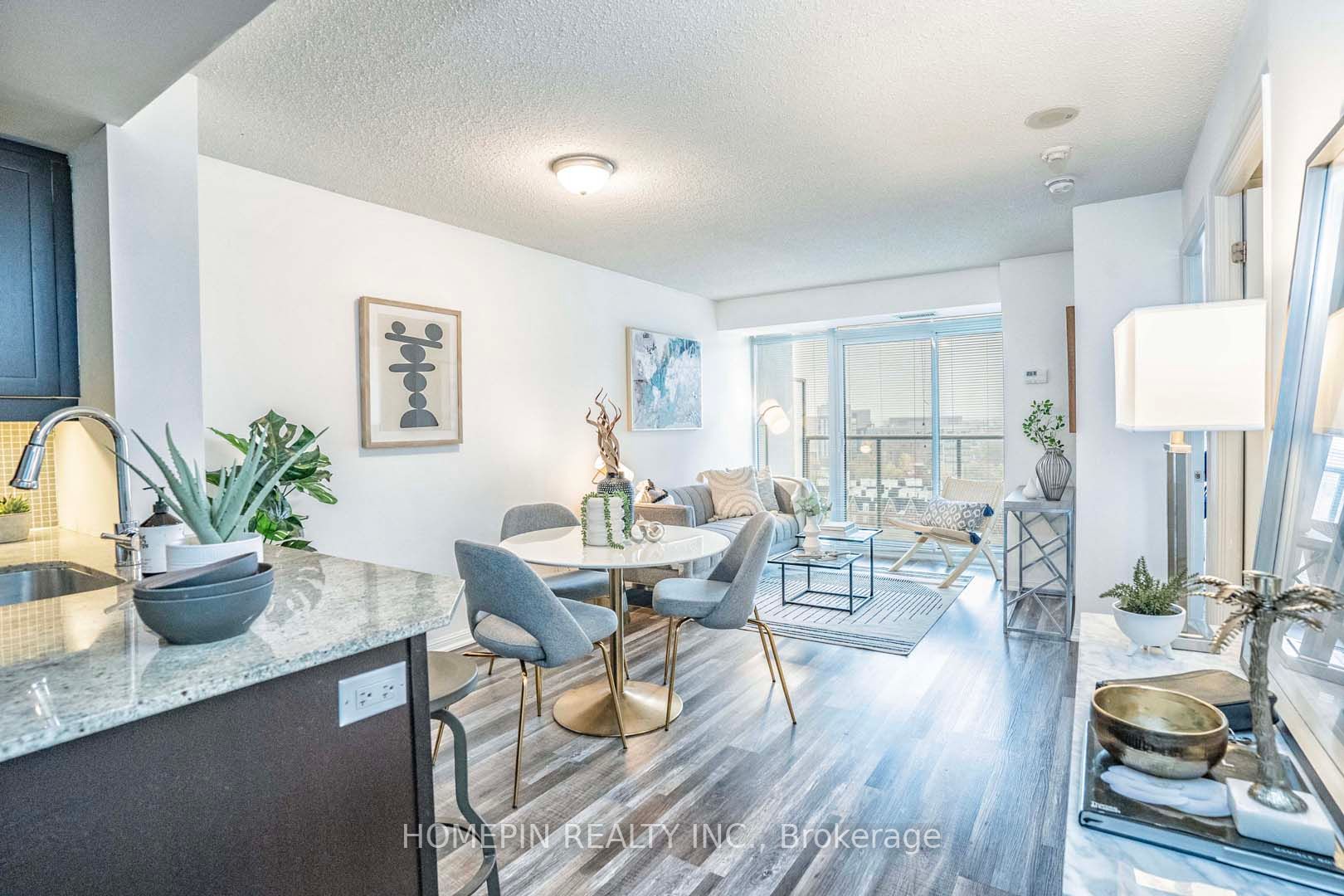 125 Western Battery Rd W, #1101