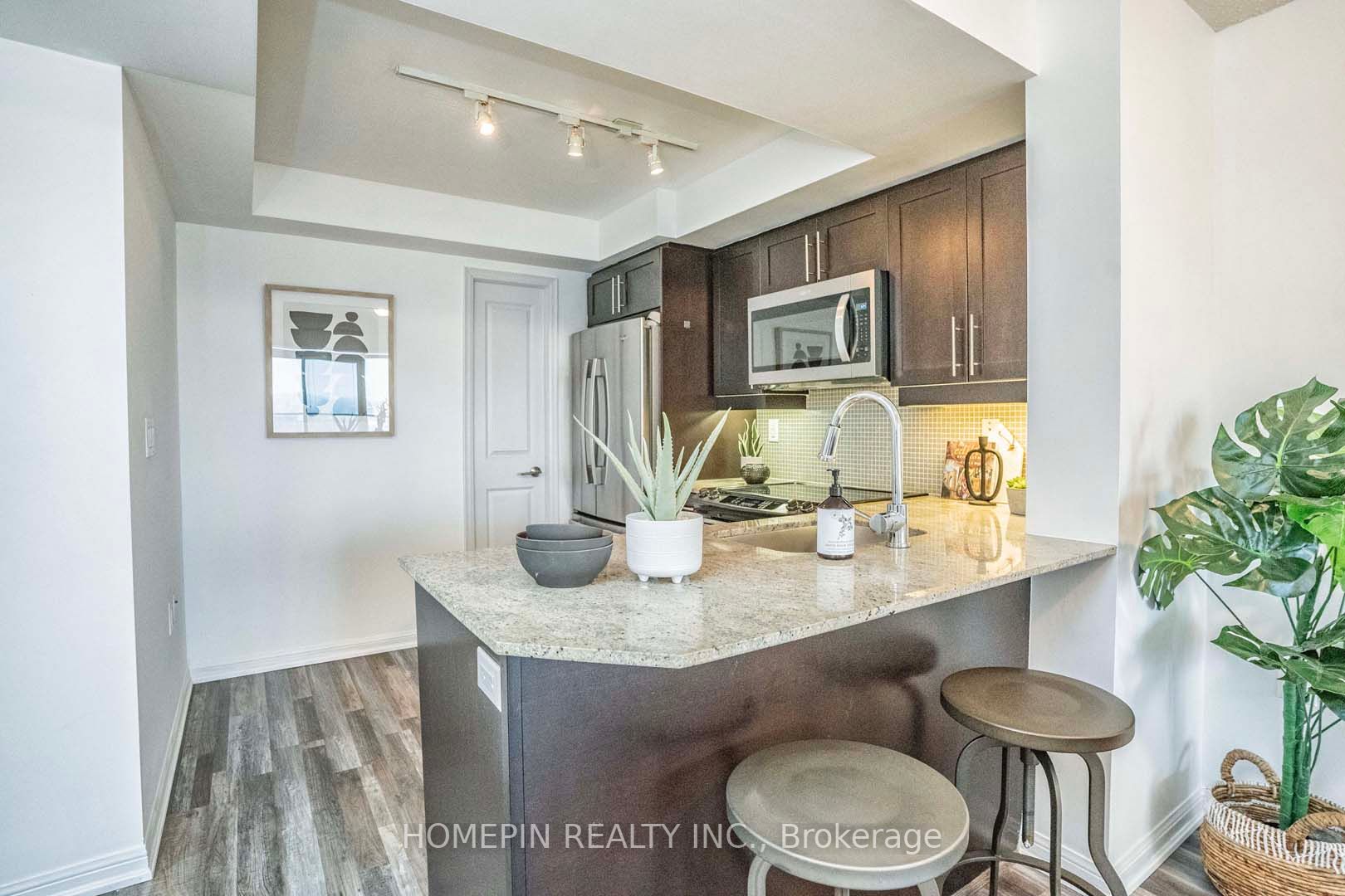 125 Western Battery Rd W, #1101