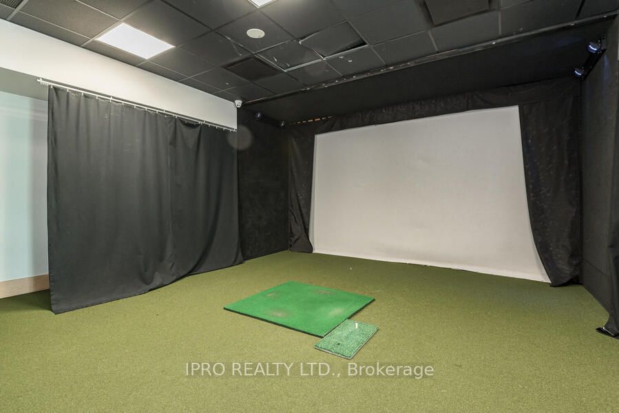 10 Yonge St, #1404
