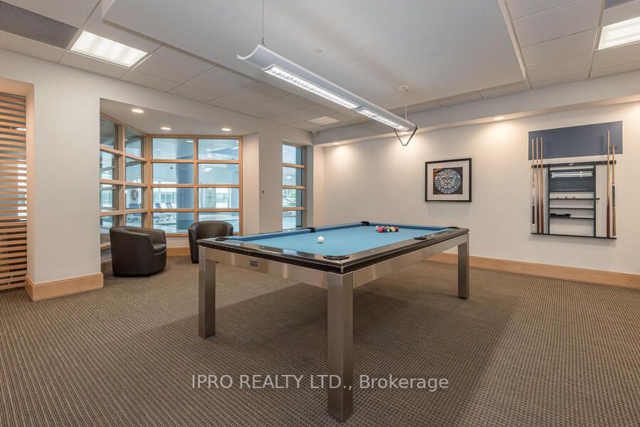 10 Yonge St, #1404