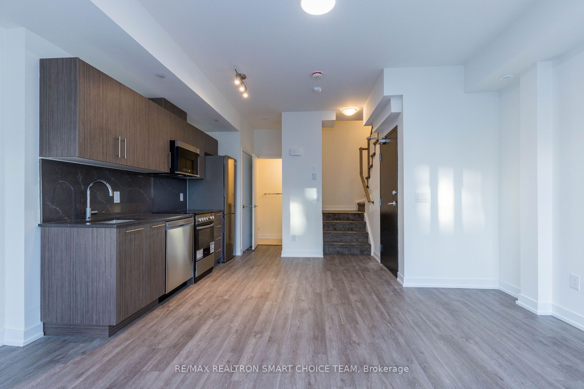 871 Sheppard Ave W, #41