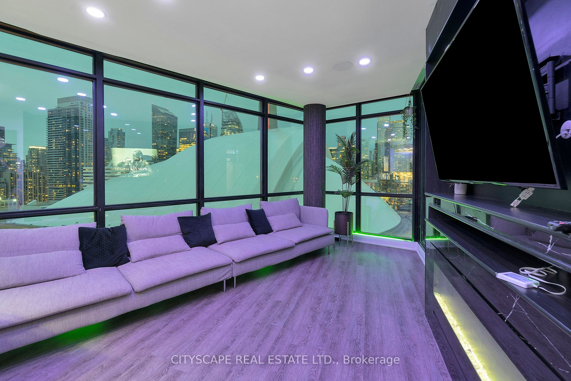 3 Navy Wharf Court N, #2308