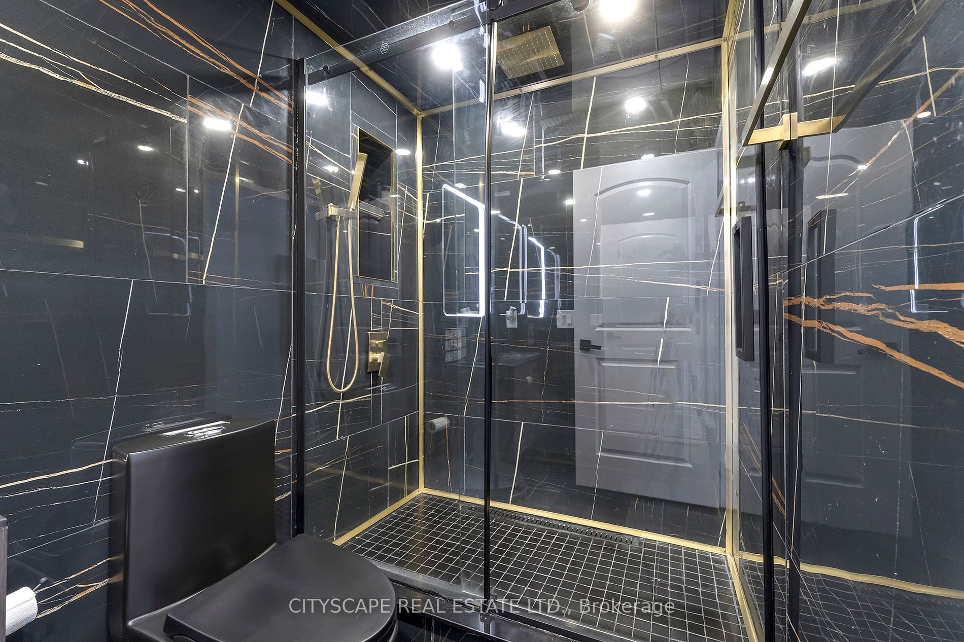 3 Navy Wharf Court N, #2308