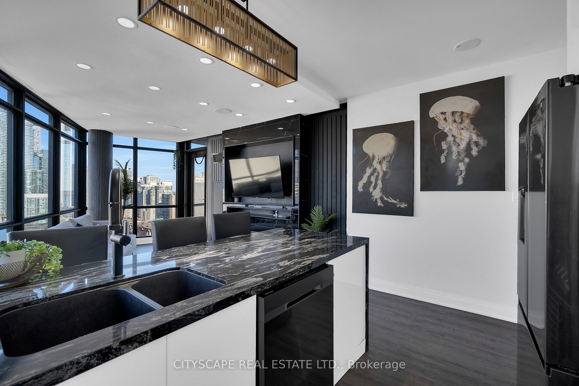 3 Navy Wharf Court N, #2308