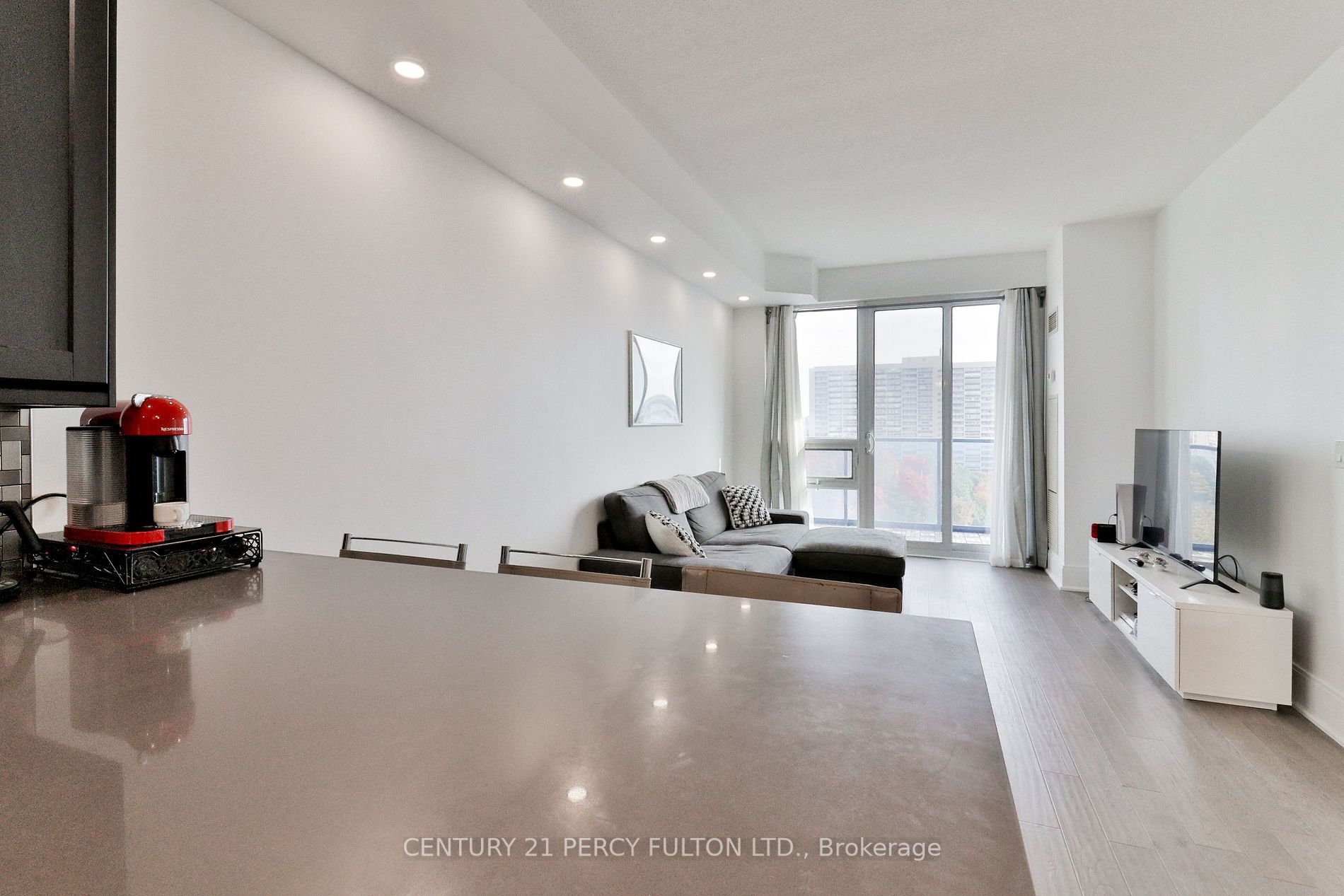 181 Wynford Dr, #1201