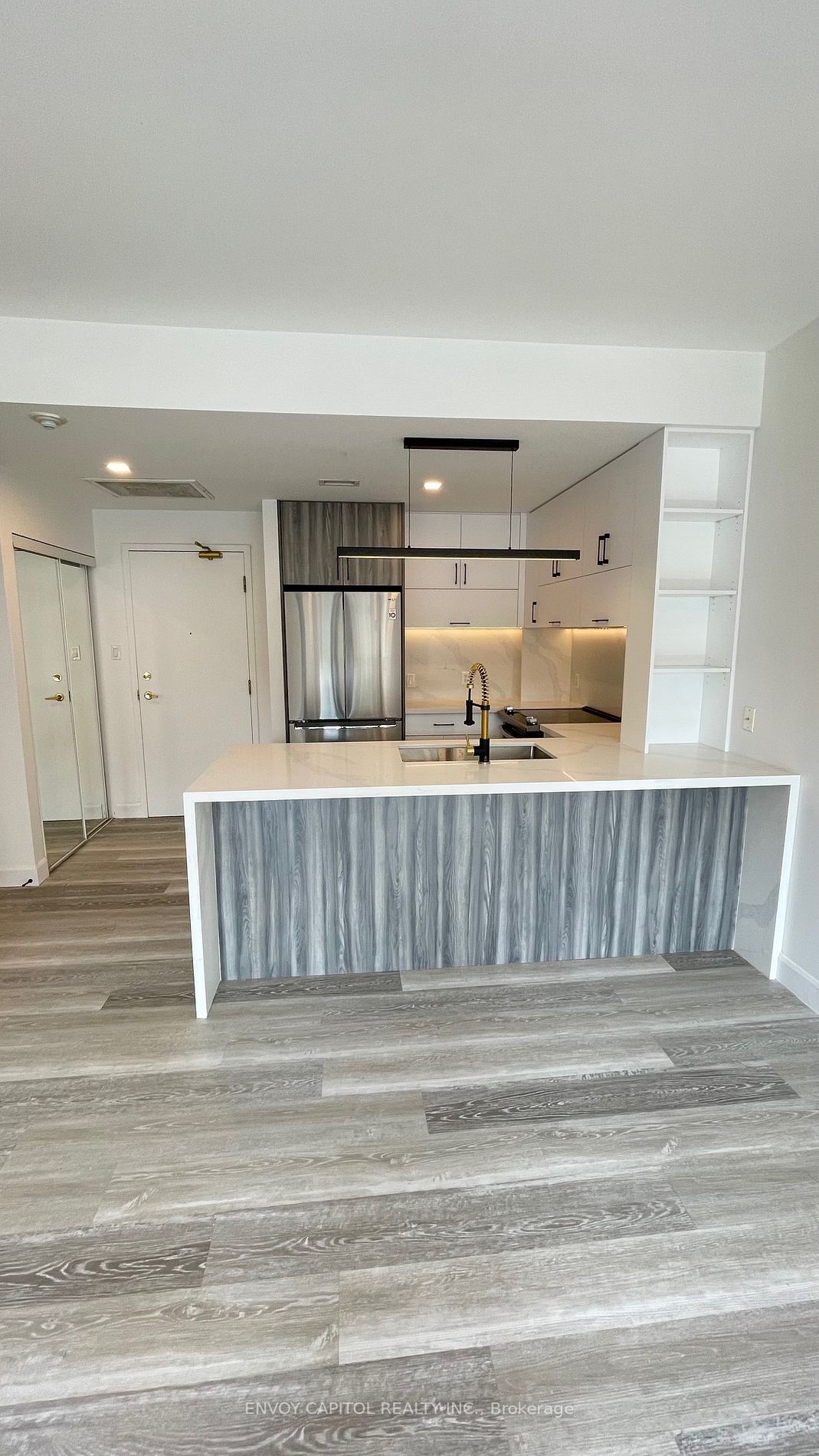 600 Eglinton Ave E, #311