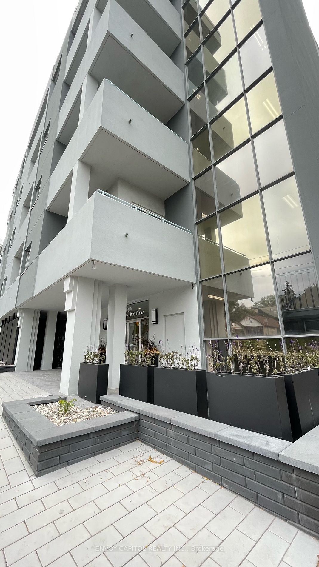 600 Eglinton Ave E, #311