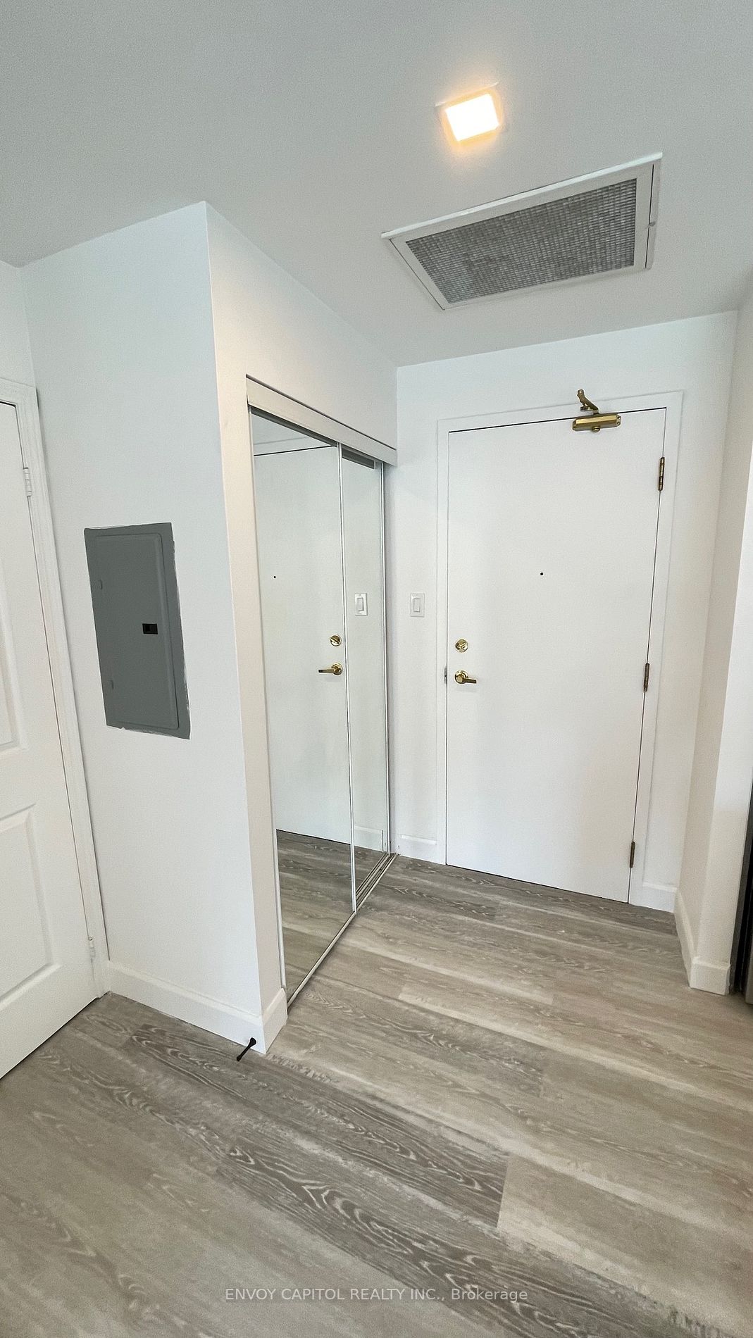 600 Eglinton Ave E, #311