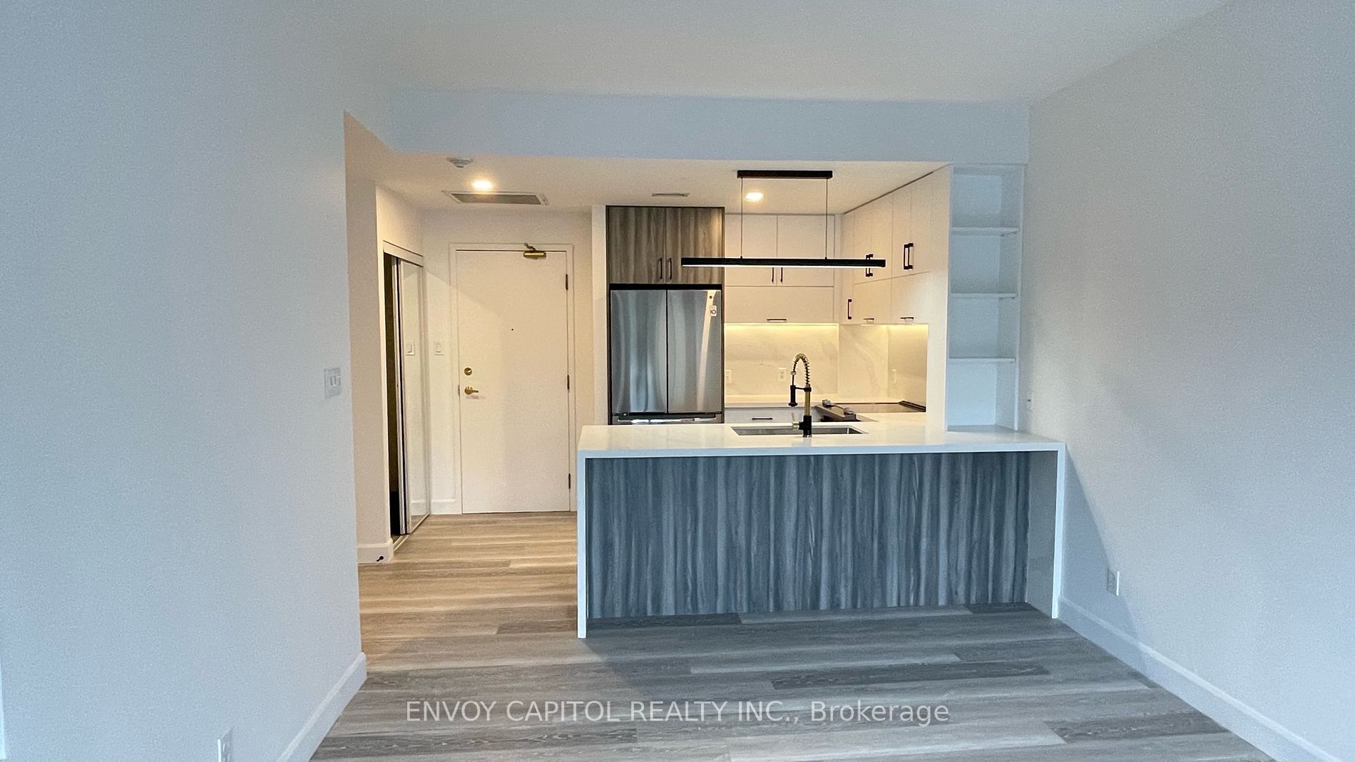 600 Eglinton Ave E, #311