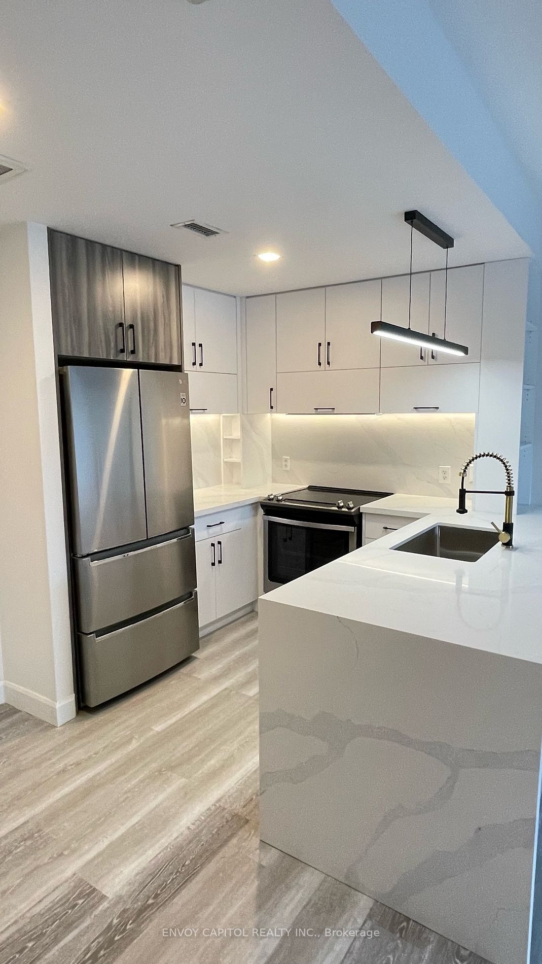 600 Eglinton Ave E, #311