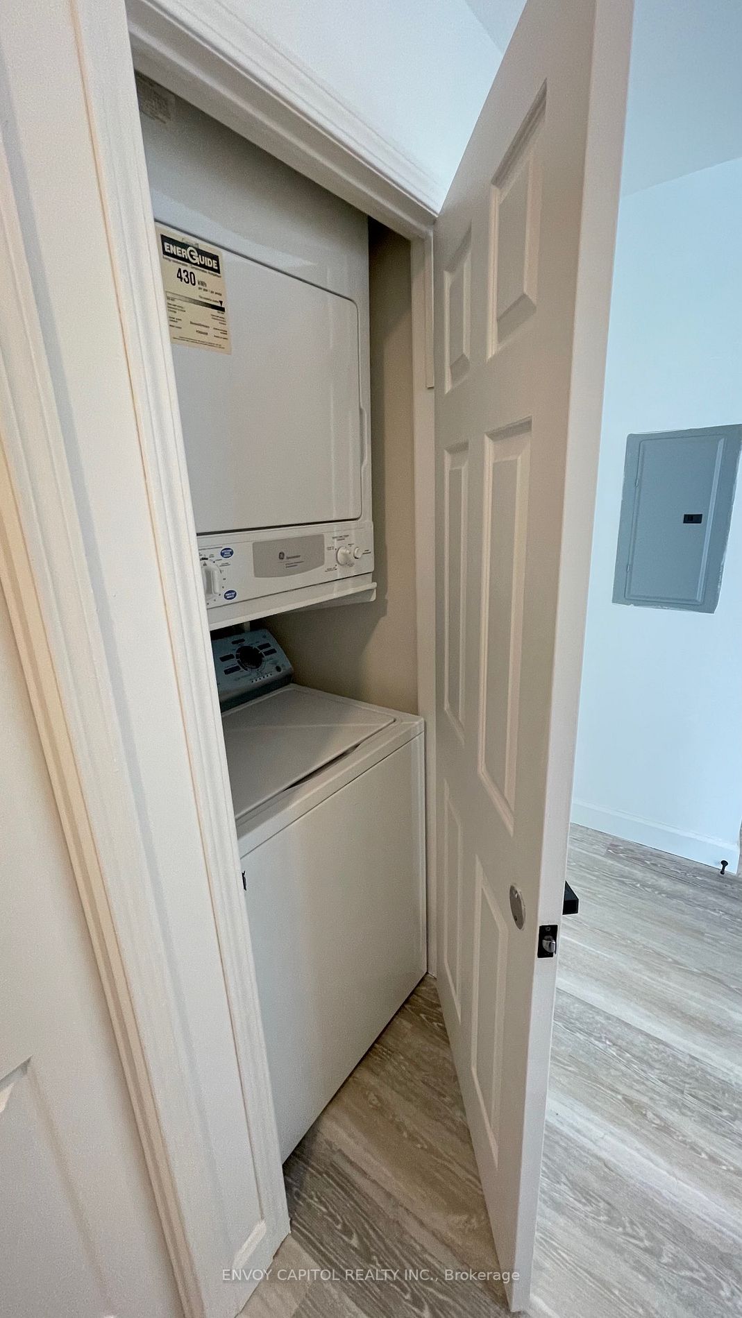 600 Eglinton Ave E, #311