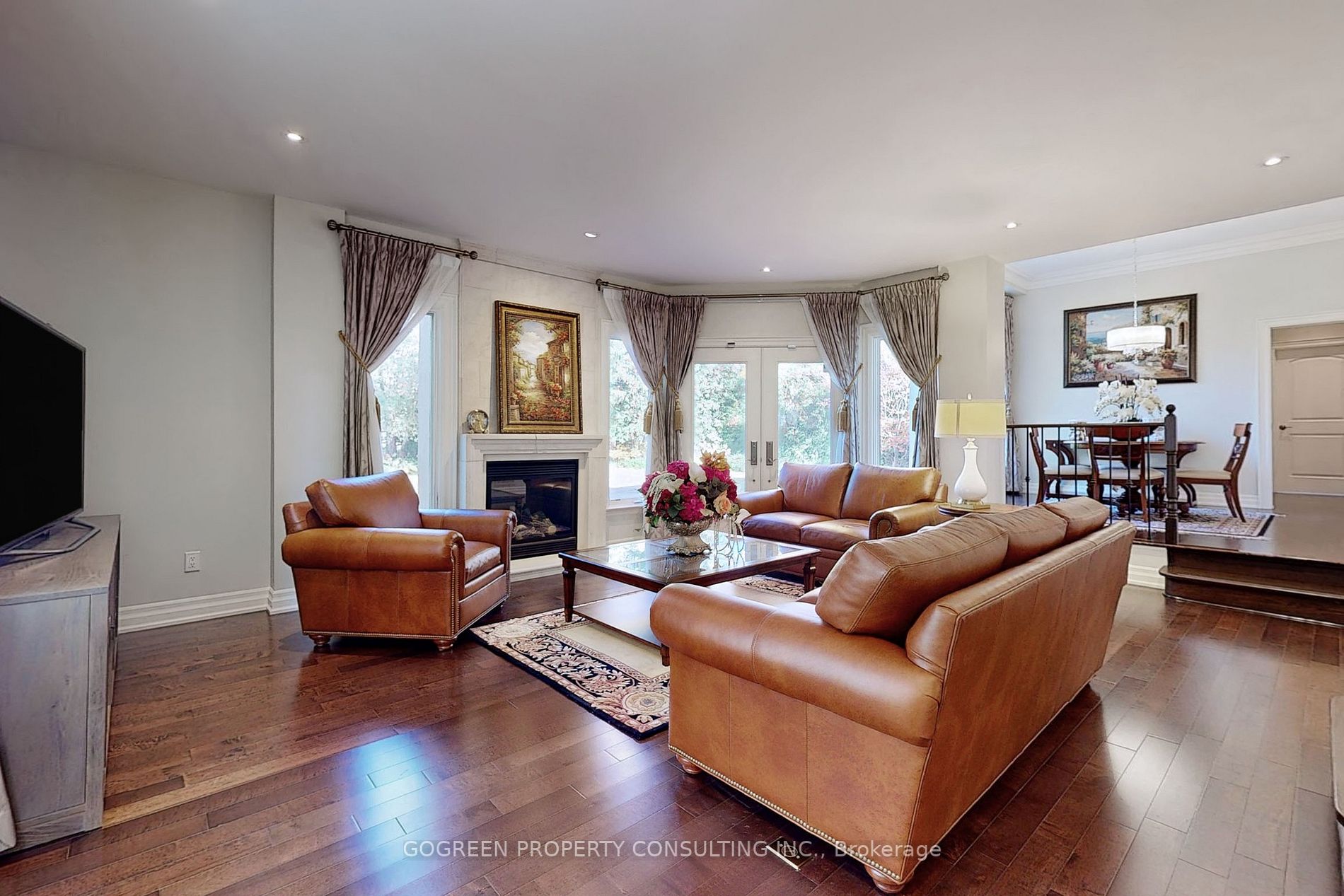 54 Berkindale Dr