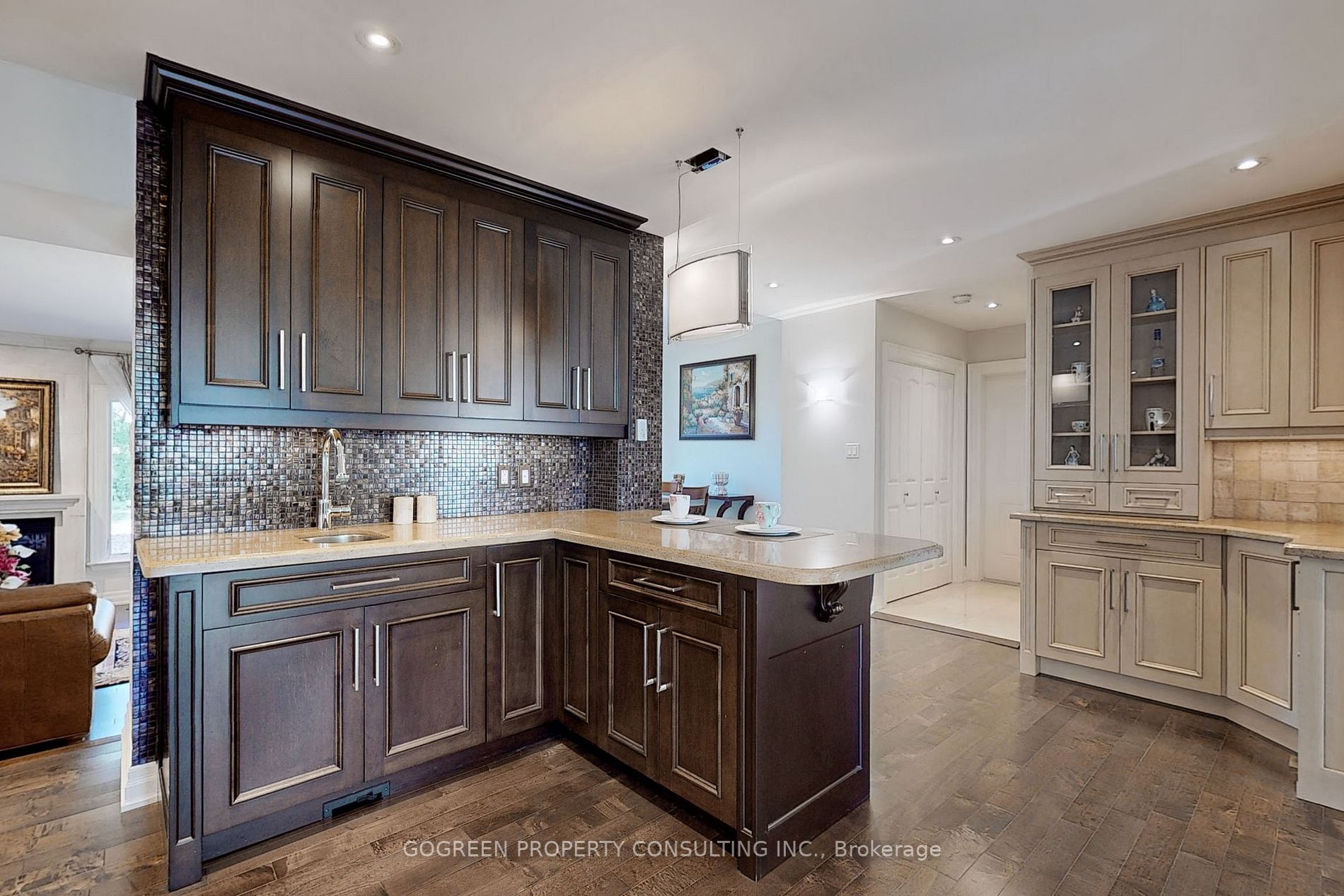 54 Berkindale Dr