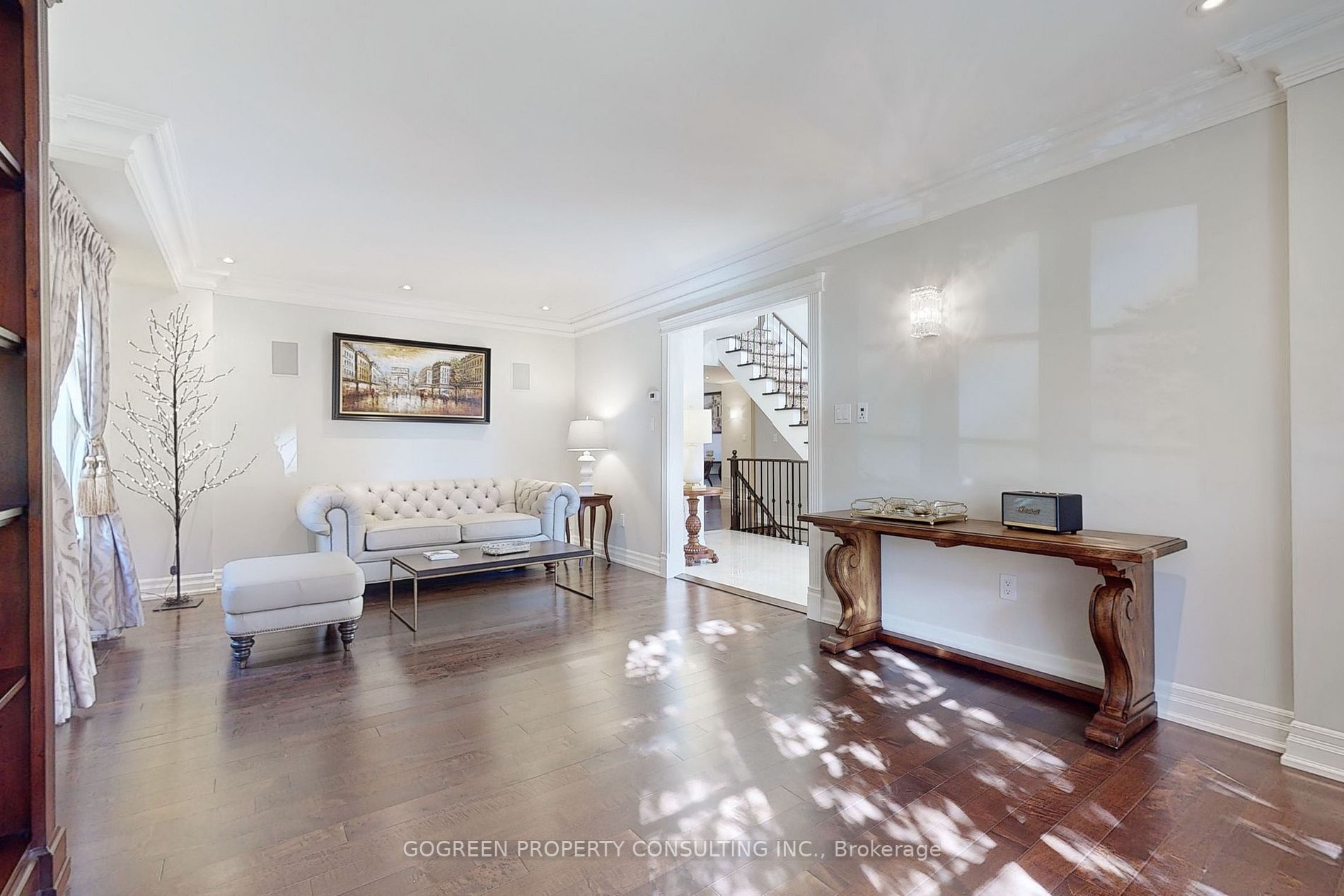 54 Berkindale Dr