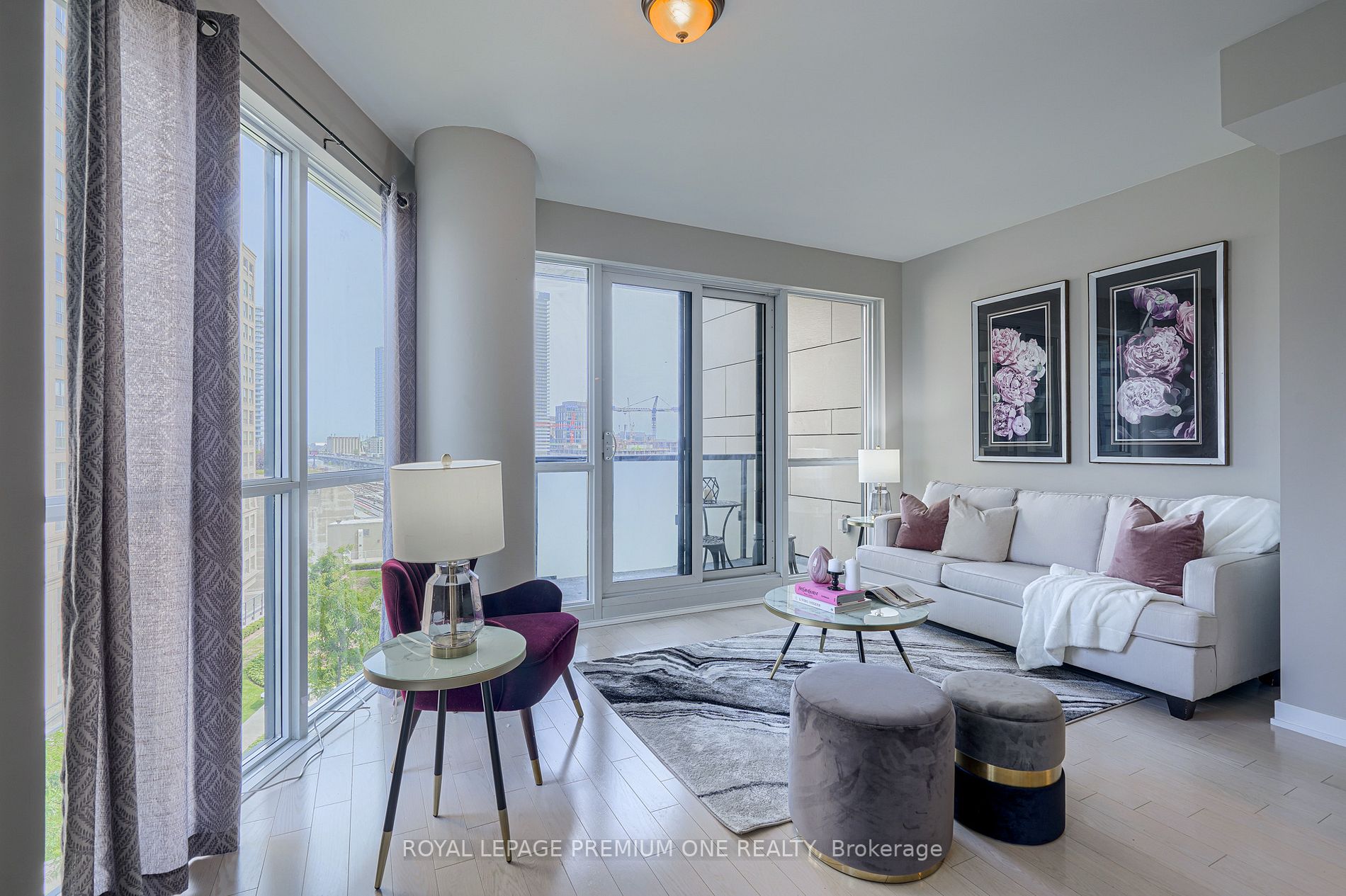 1 The Esplanade, #806