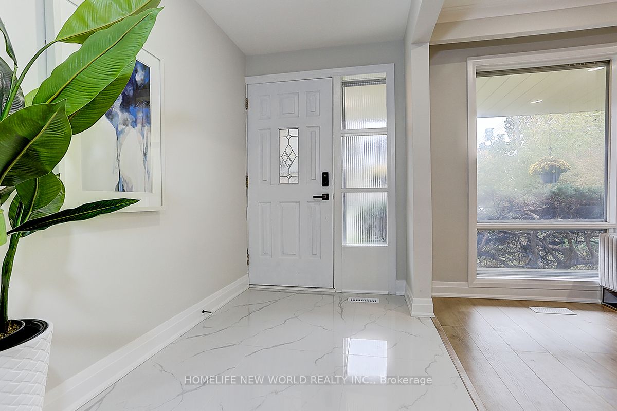 8 Tobruk Crescent