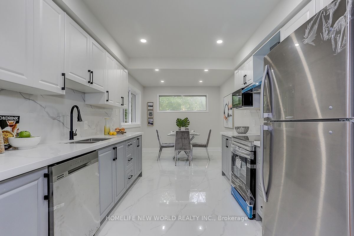 8 Tobruk Crescent