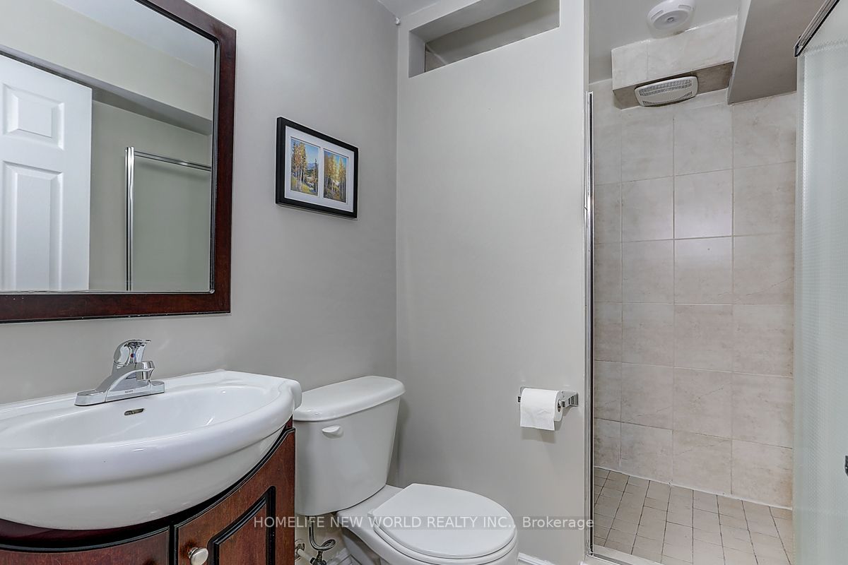 8 Tobruk Crescent