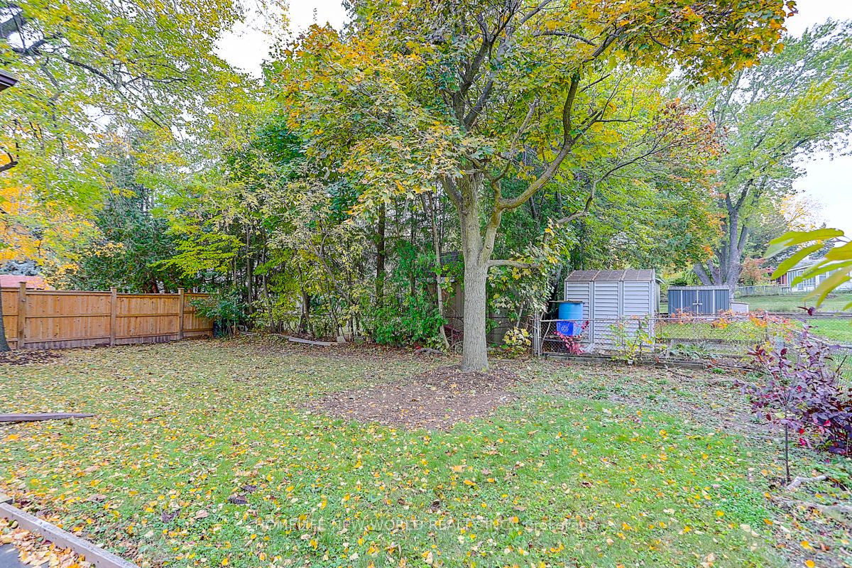 8 Tobruk Crescent