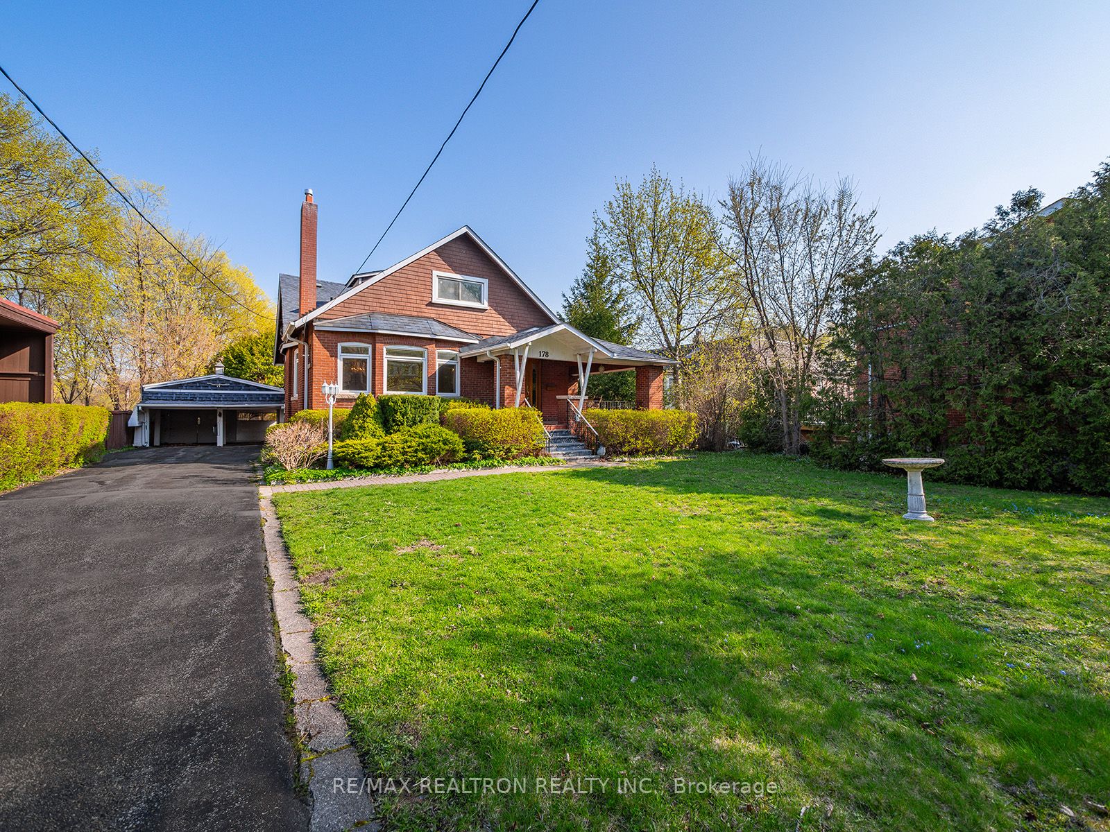 178 Blythwood Rd