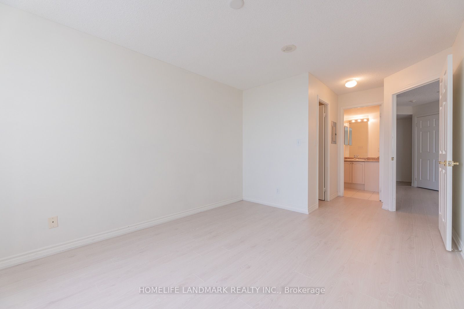 18 Spring Garden Ave, #2905
