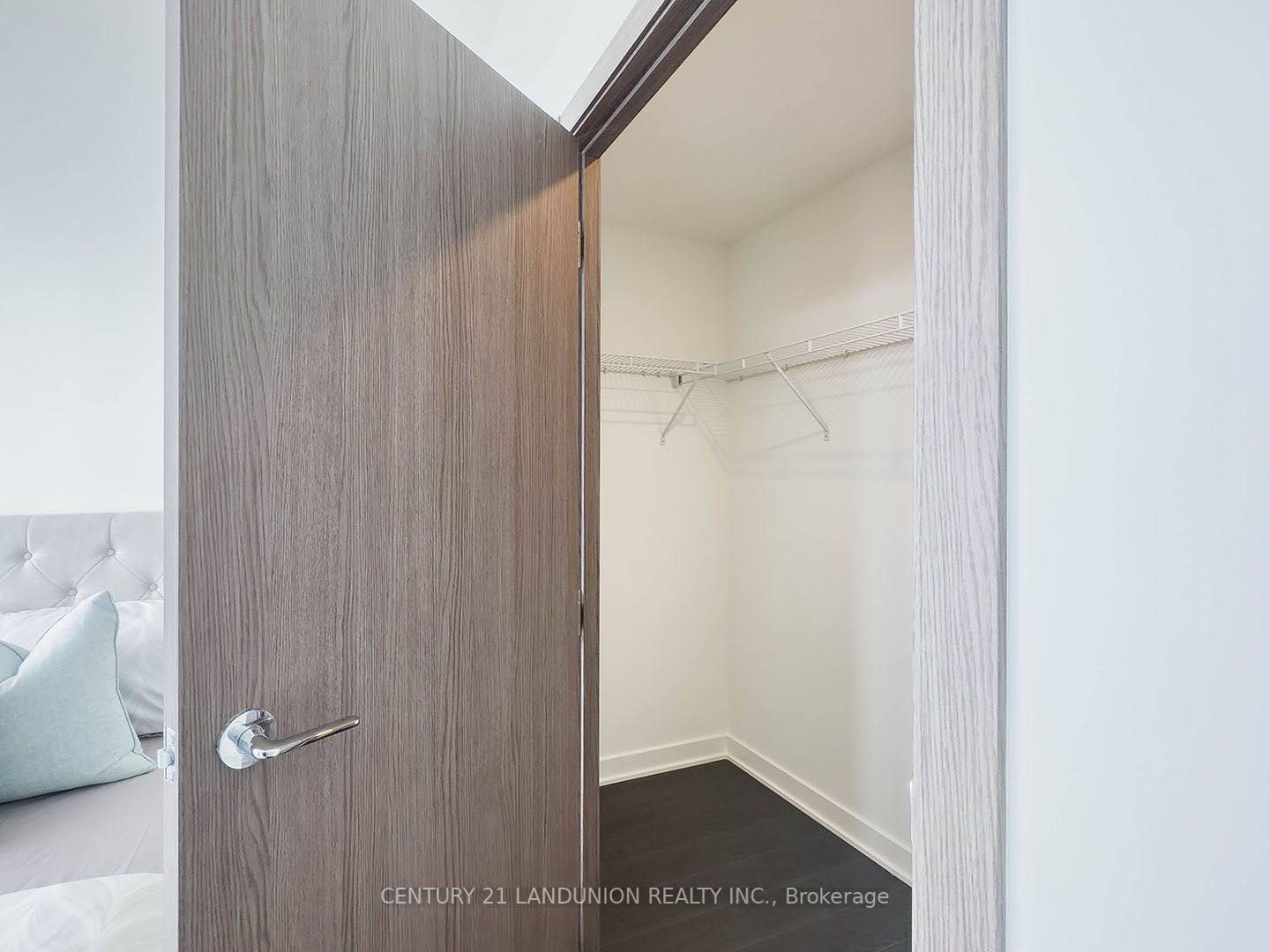 19 Bathurst St, #3702