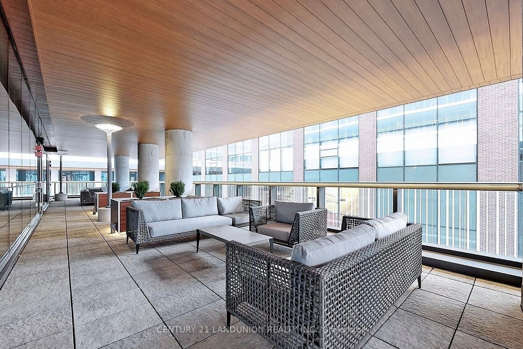 19 Bathurst St, #3702