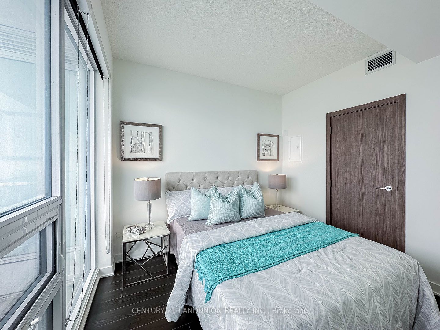 19 Bathurst St, #3702