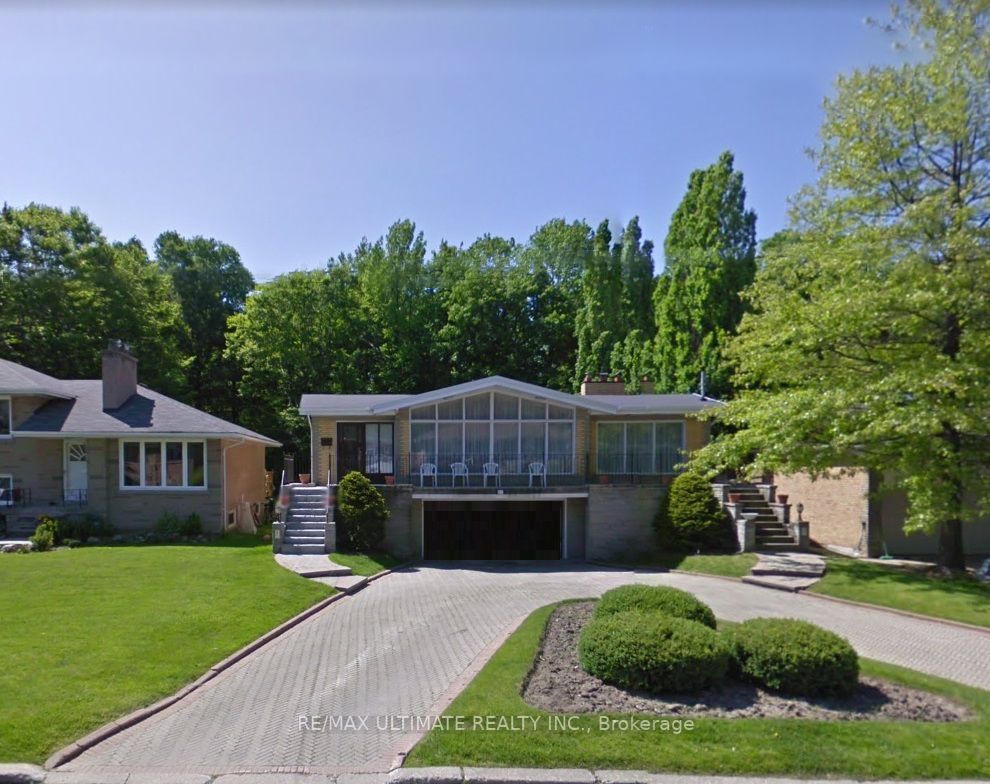 21 Christine Cres