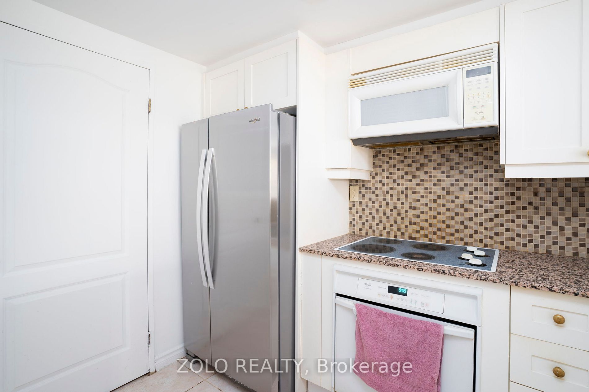 9 Greenbriar Rd, #201