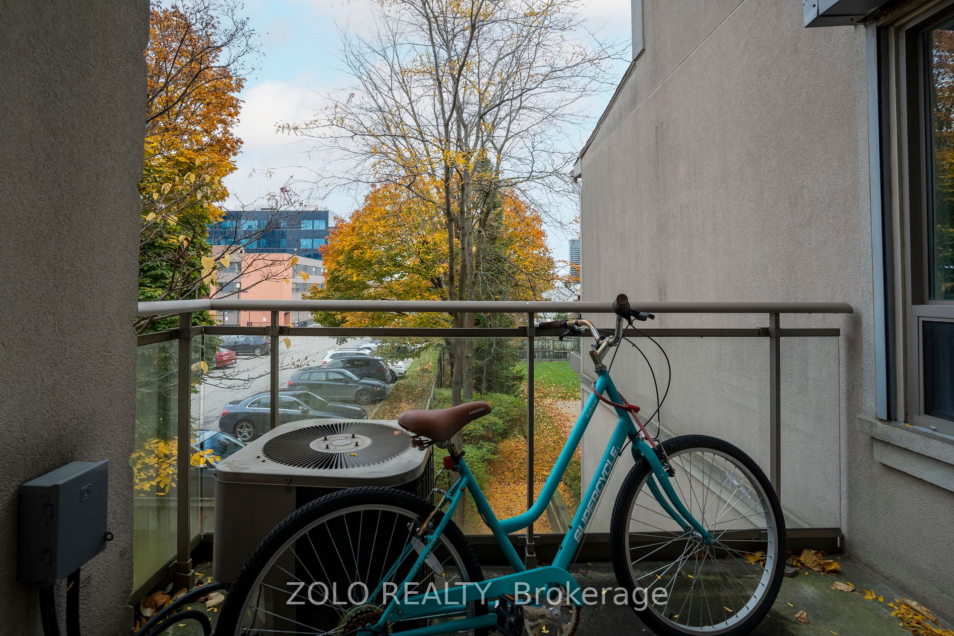 9 Greenbriar Rd, #201