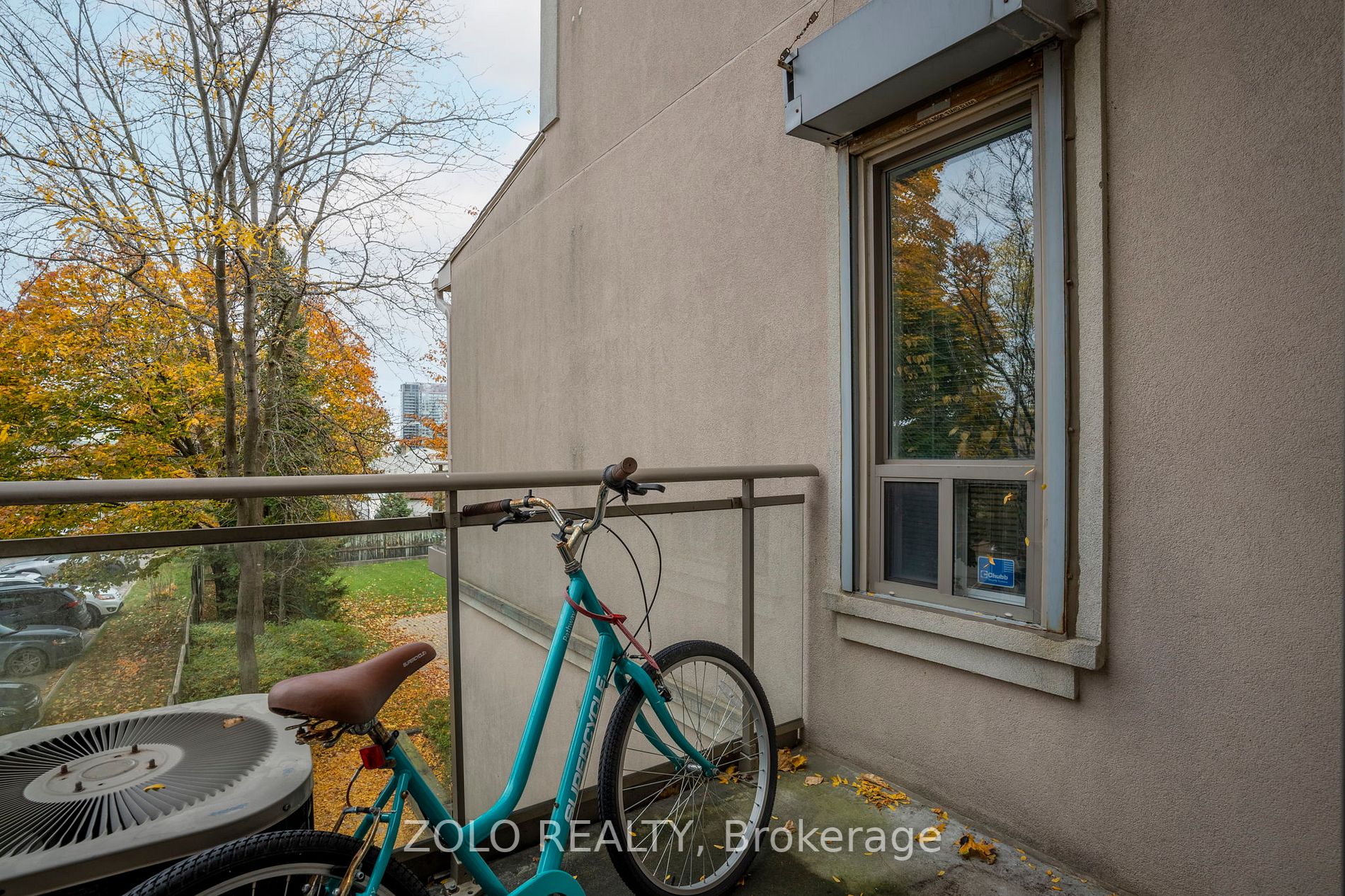 9 Greenbriar Rd, #201