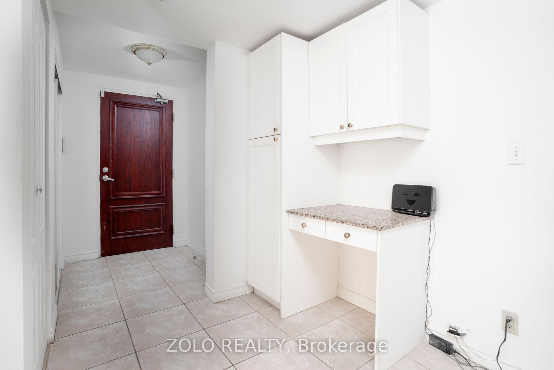 9 Greenbriar Rd, #201