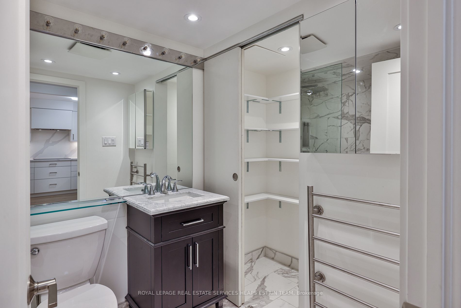 95 Prince Arthur Ave, #516