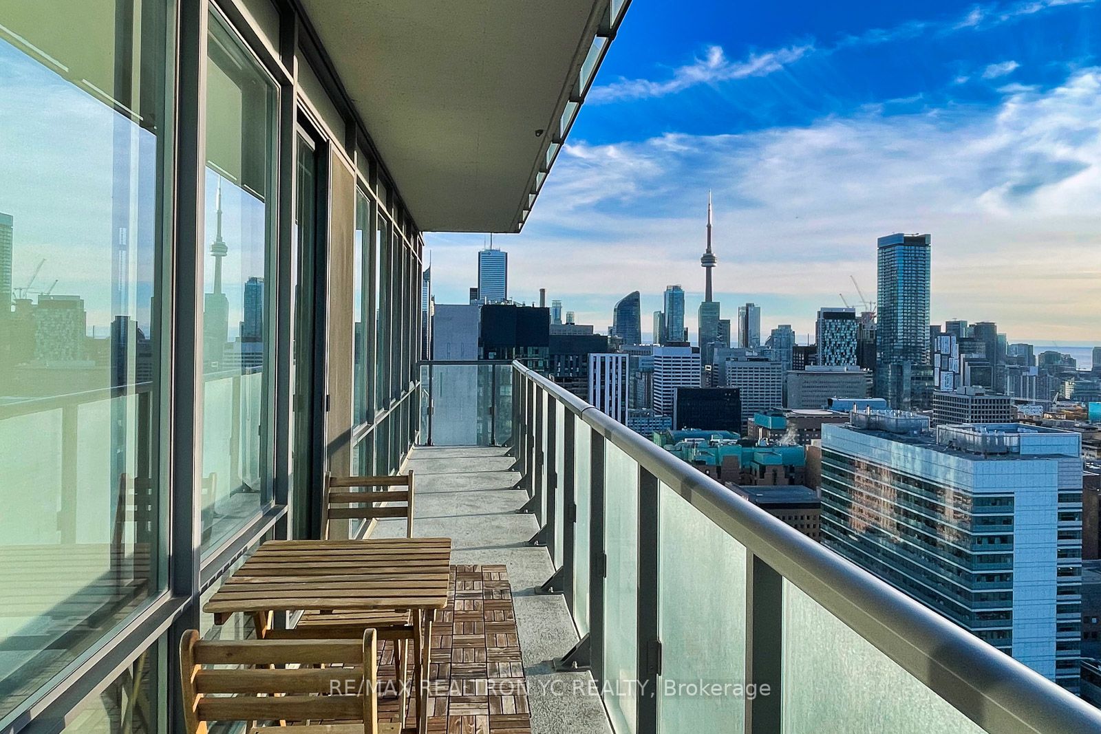 832 Bay St, #3210
