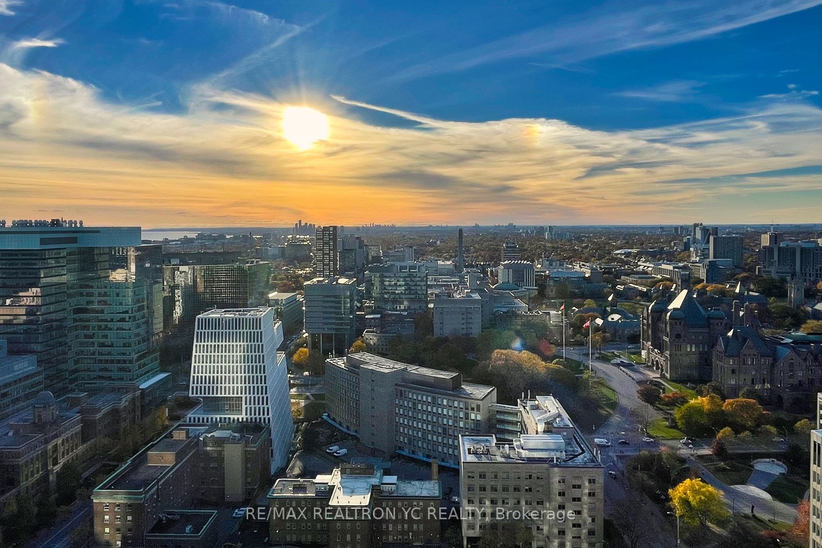 832 Bay St, #3210