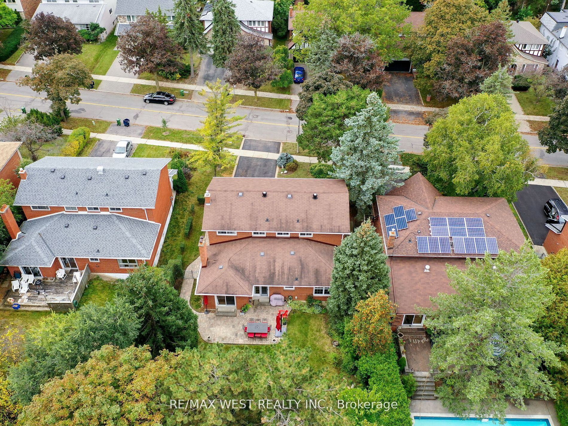 703 Conacher Drive