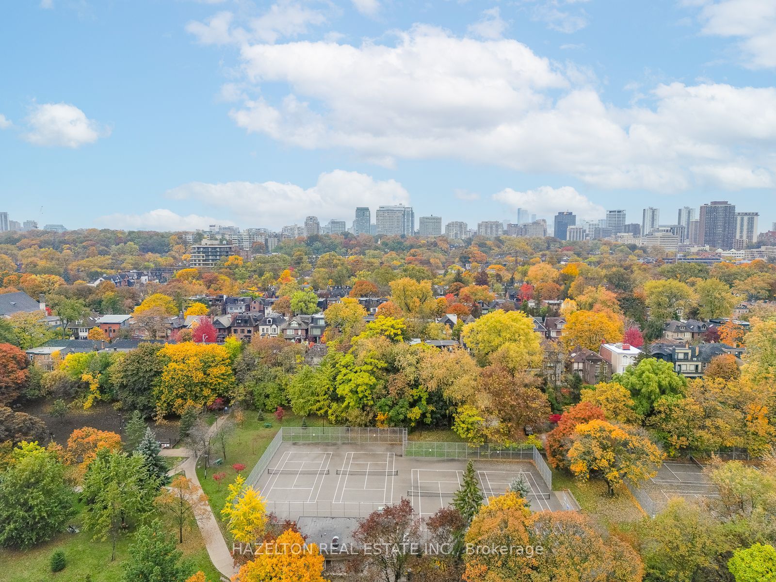 181 Davenport Rd, #702