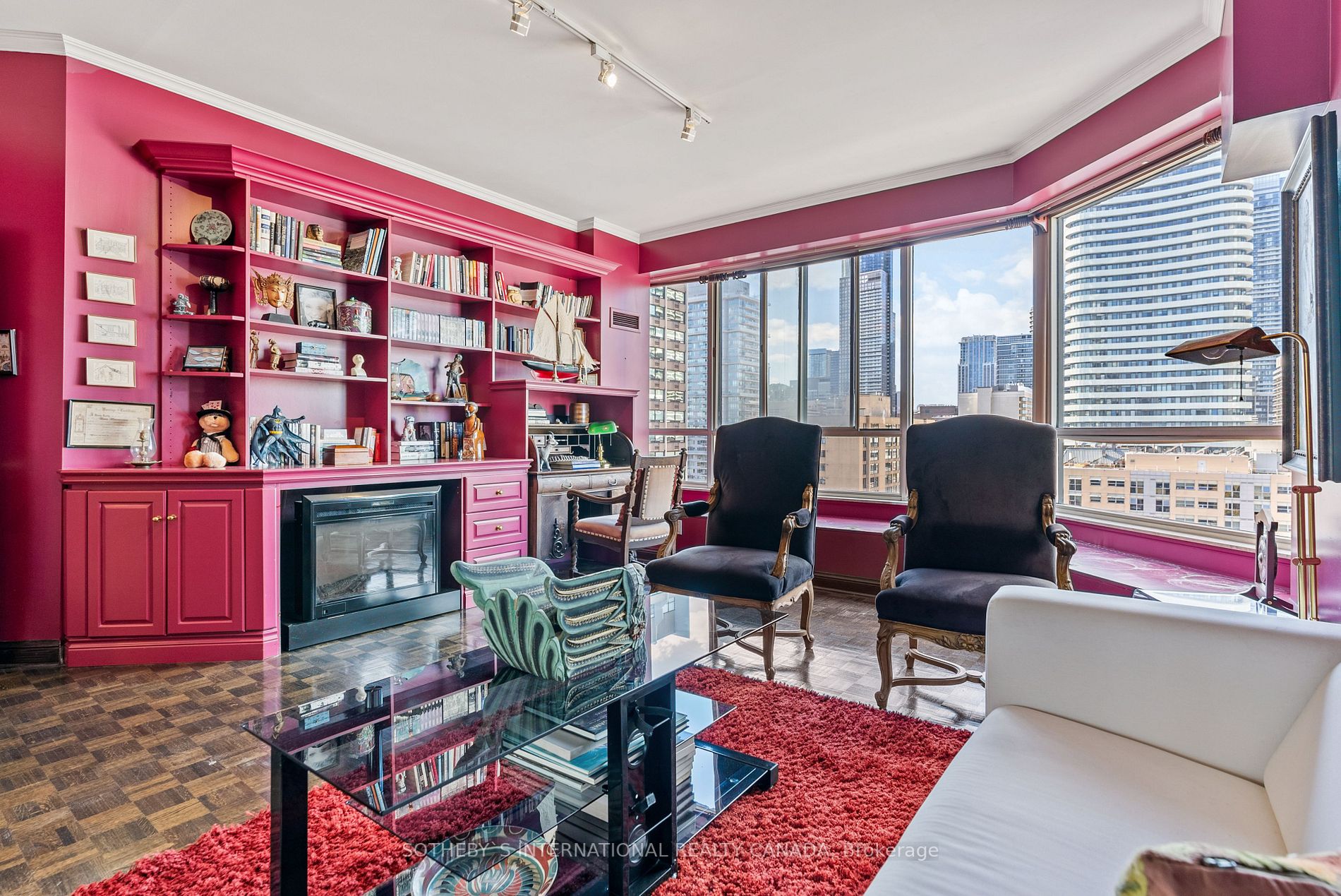 130 Carlton St, #Ph8