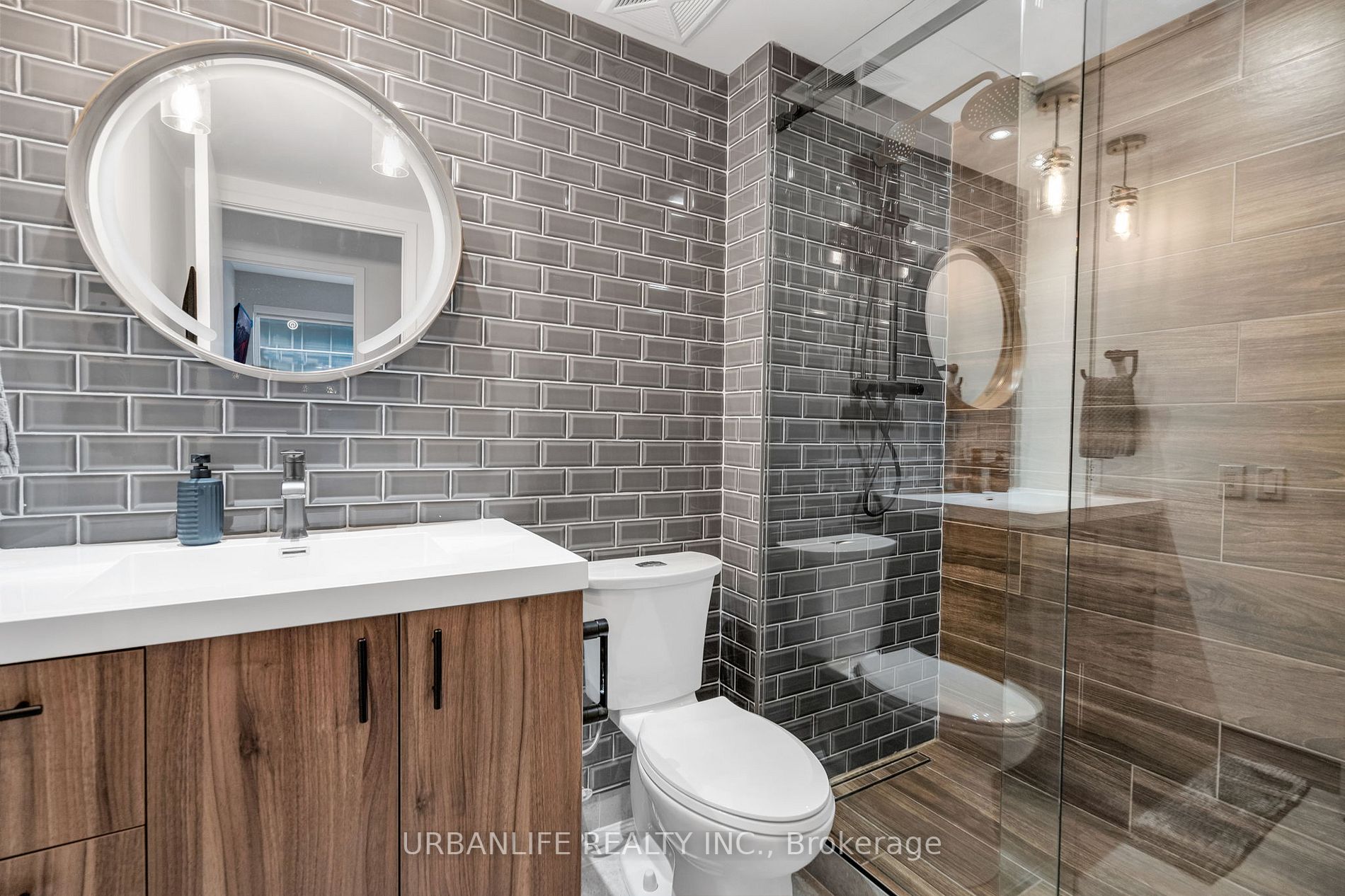 1030 King Street W, #1046