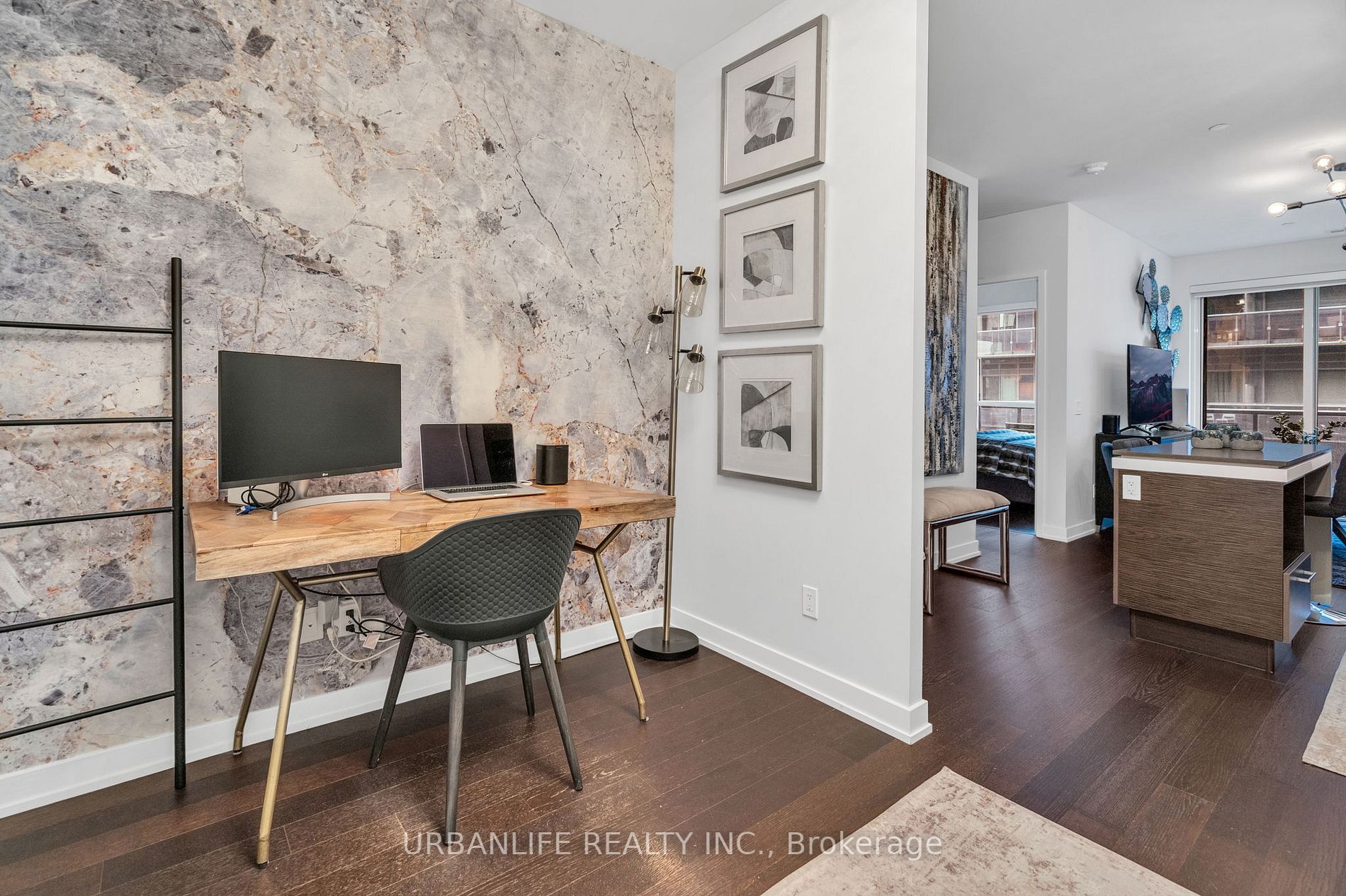 1030 King Street W, #1046