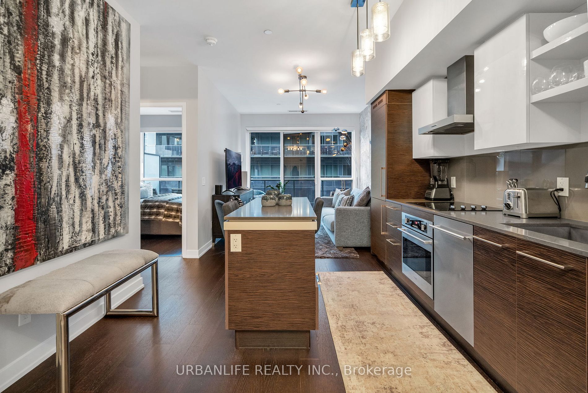 1030 King Street W, #1046