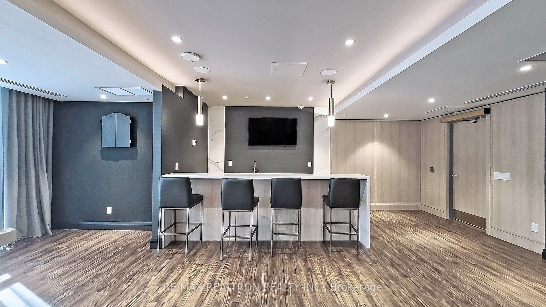 621 Sheppard Ave E, #231
